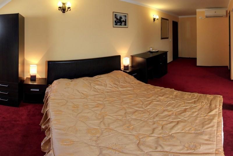 La Storia Guest House Piteszti Zewnętrze zdjęcie