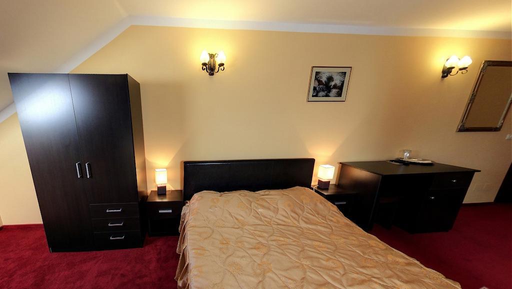 La Storia Guest House Piteszti Zewnętrze zdjęcie