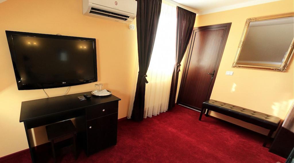 La Storia Guest House Piteszti Zewnętrze zdjęcie