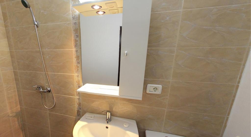 La Storia Guest House Piteszti Zewnętrze zdjęcie