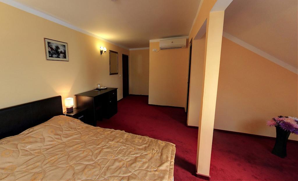 La Storia Guest House Piteszti Zewnętrze zdjęcie